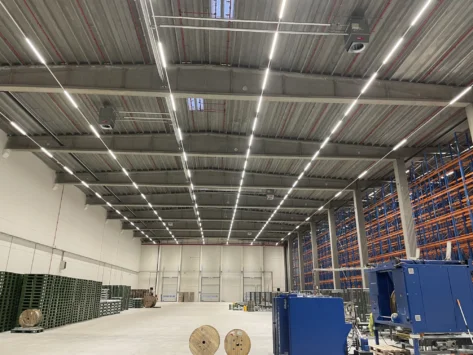 Cebeo distributiecentrum in Doornik
