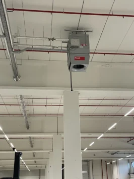 Cebeo distributiecentrum in Doornik